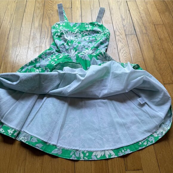Tuckernuck Size XS Green Floral Low Back Pinafore Fit and Flare Mini Sundress - Picture 4 of 16